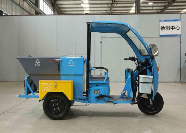 Three Wheel Small Cleaning And Transport Vehicle 500L For Community Use