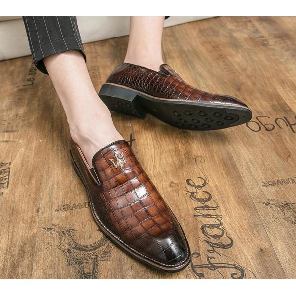 Trendy And Fashionable Men Leather Shoes Formal Attire Pointed Leather Shoes