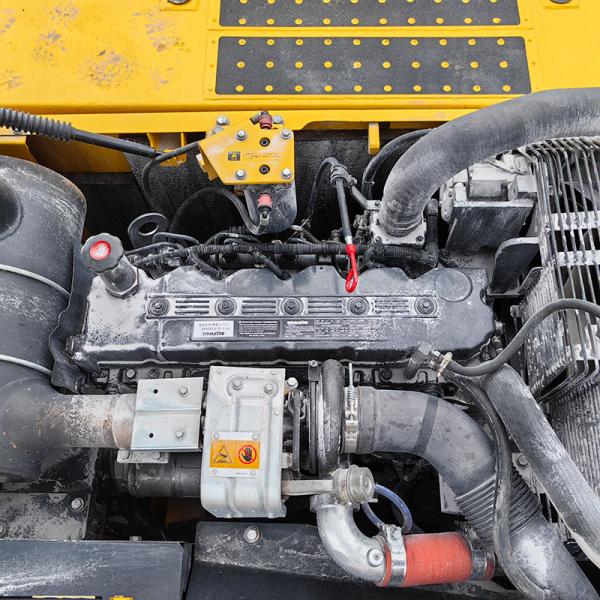 Известный бренд Использованное оборудование Машина Komatsu PC220-8MO экскаватор 20T