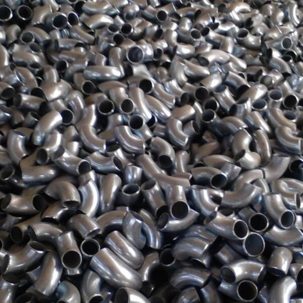Seamless Pipe Fittings Hydraulic Carbon Steel Elbow Round Head With 37.5 Degree Beveling Angle