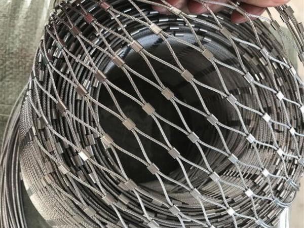 Stainless Steel Wire Rope Ferrule Mesh Black / Silver Excellent Heat Resistance