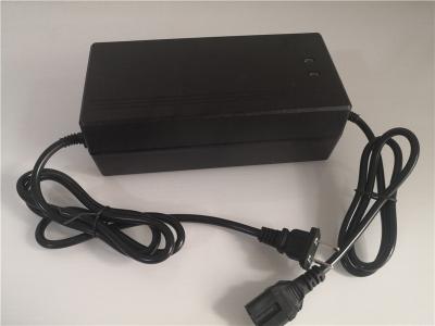 Lithium rechargeable 6.8Ah 12v /5V 13Ah12v de Li-ion de batteries d'approvisionnement d'usine avec la prise du chargeur US/EU/AU/UK à C.A.
