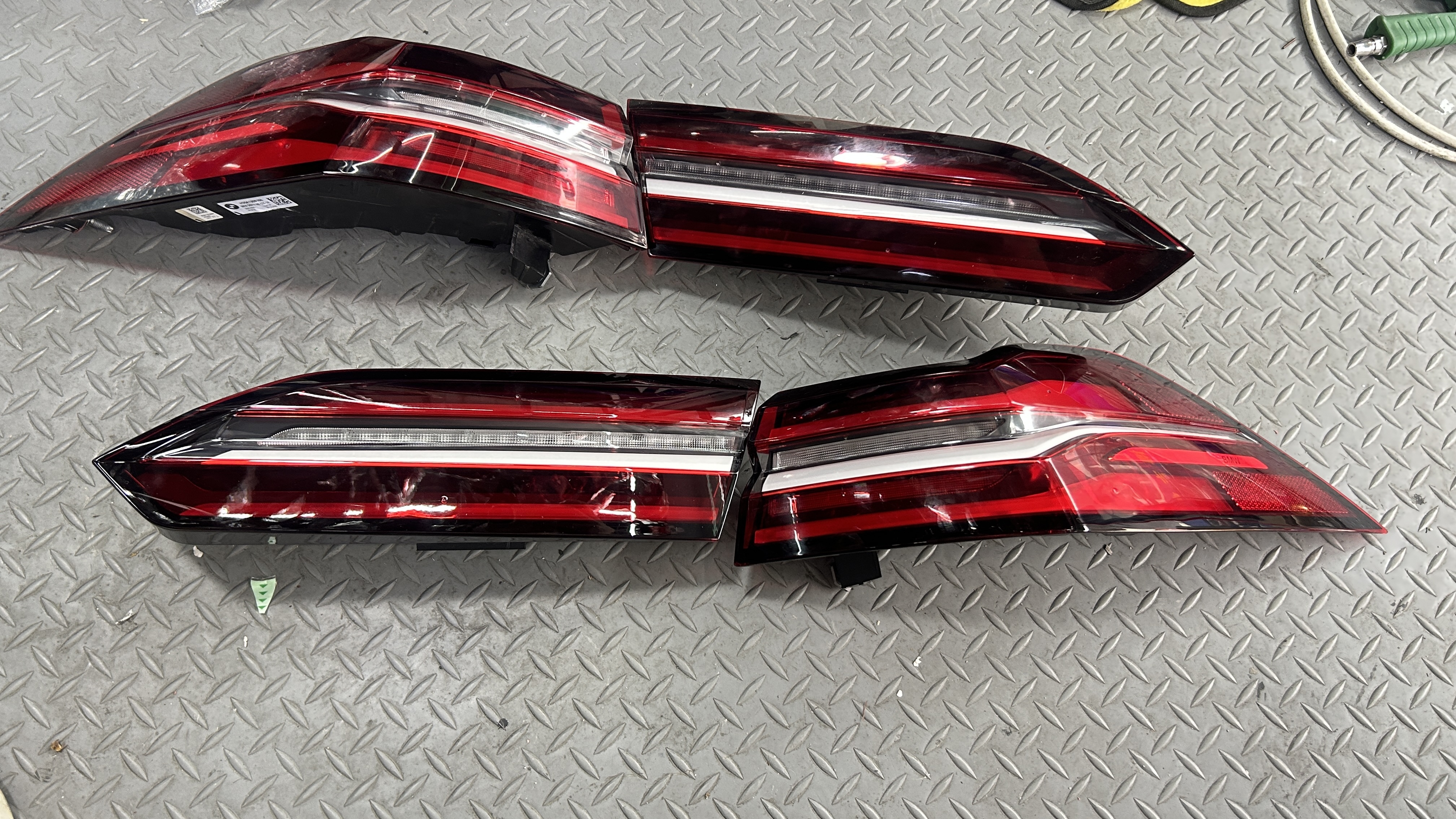 Genuine Used BMW 5 Series G60/G68 Rear Tail Light Assembly Set of 4 (Left Outer + Left Inner + Right Outer + Right Inner)