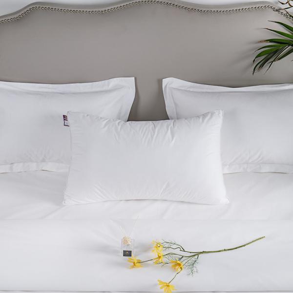 Microfiber Hotel Style Pillows , Hotel Pure Luxury Pillow Polyester For Star Hotel Anti - Apnea