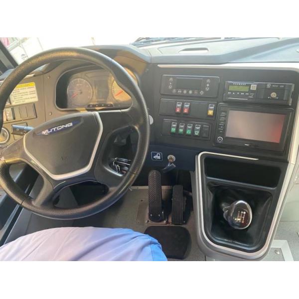 Dongfeng School Bus for Primary School Students Second-hand Diesel Engine Weichai Engine