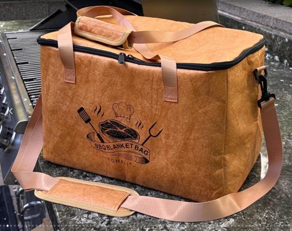 Wholesale Customized Size Sturdy Waterproof Insulated Cooler Bag With Handle Resistant To Wear Tear Custom Logo Letter Pattern