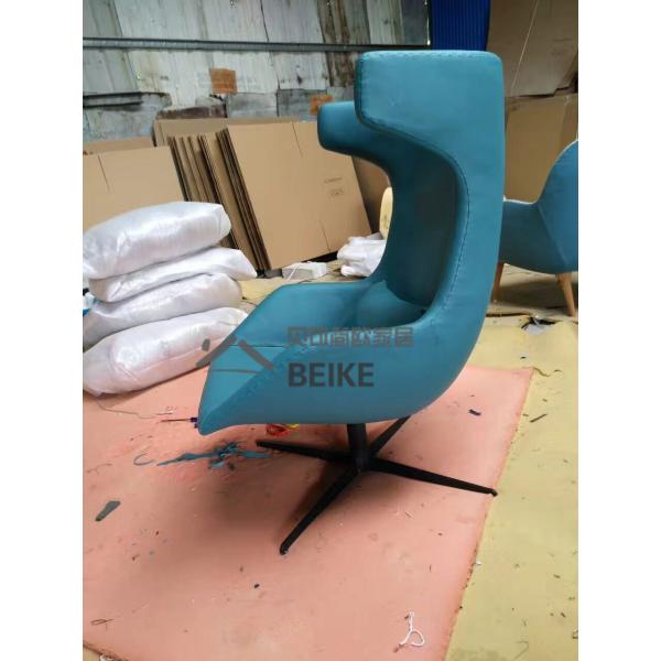 Designer living room modern lounge chair office reception talks rotating armchair horn walk chair
