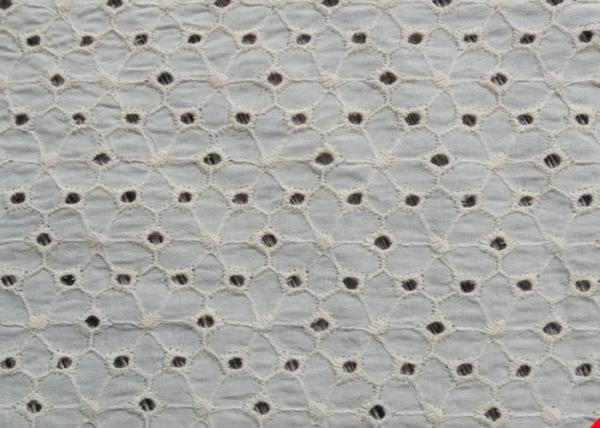 Tela do vestido do laço do algodão da flor branca do ilhó, tela bordada algodão 100% do laço