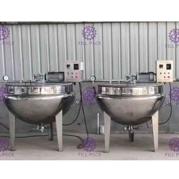 2000LPH Three layers Beverage Processing Equipment With Agitator