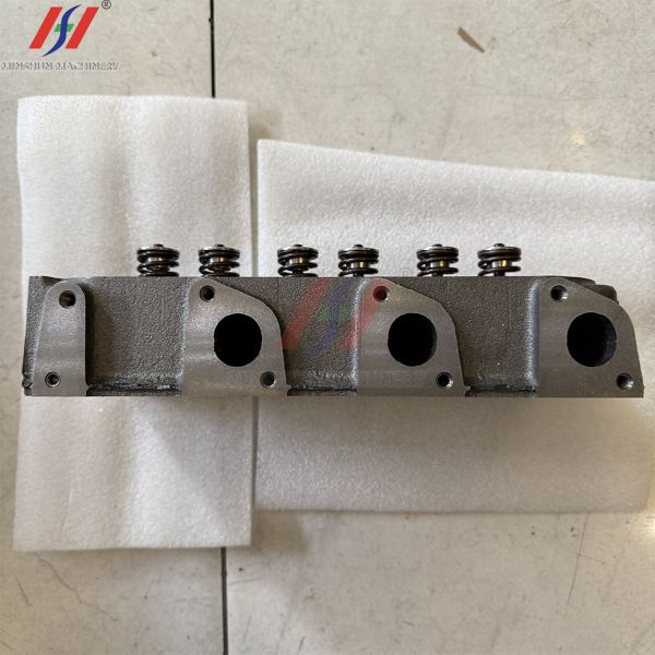Brand New Kubota Cylinder Head 16030-03044 For D1105 Excavator Engine, Complete Cylinder Head Assembly.