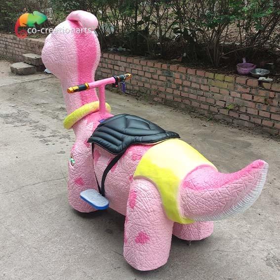 Passeio a fichas do CE 220V do ISO no passeio elétrico do dinossauro dos brinquedos no carro para a alameda