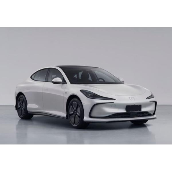 Предпродажа Zhiji L6 Чистый электрический 4-дверный седан Моторная мощность 216кВт с полным колесом