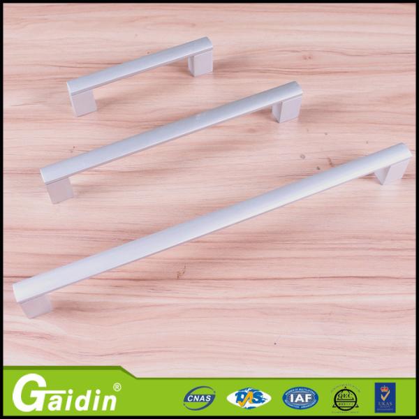 make in China wholesaler for for cabinet door extrusion profile kitchen accessory modular aluminum pull handle