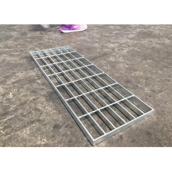 Welded Type Metal Stair Tread Grating With Steel Checker Plate