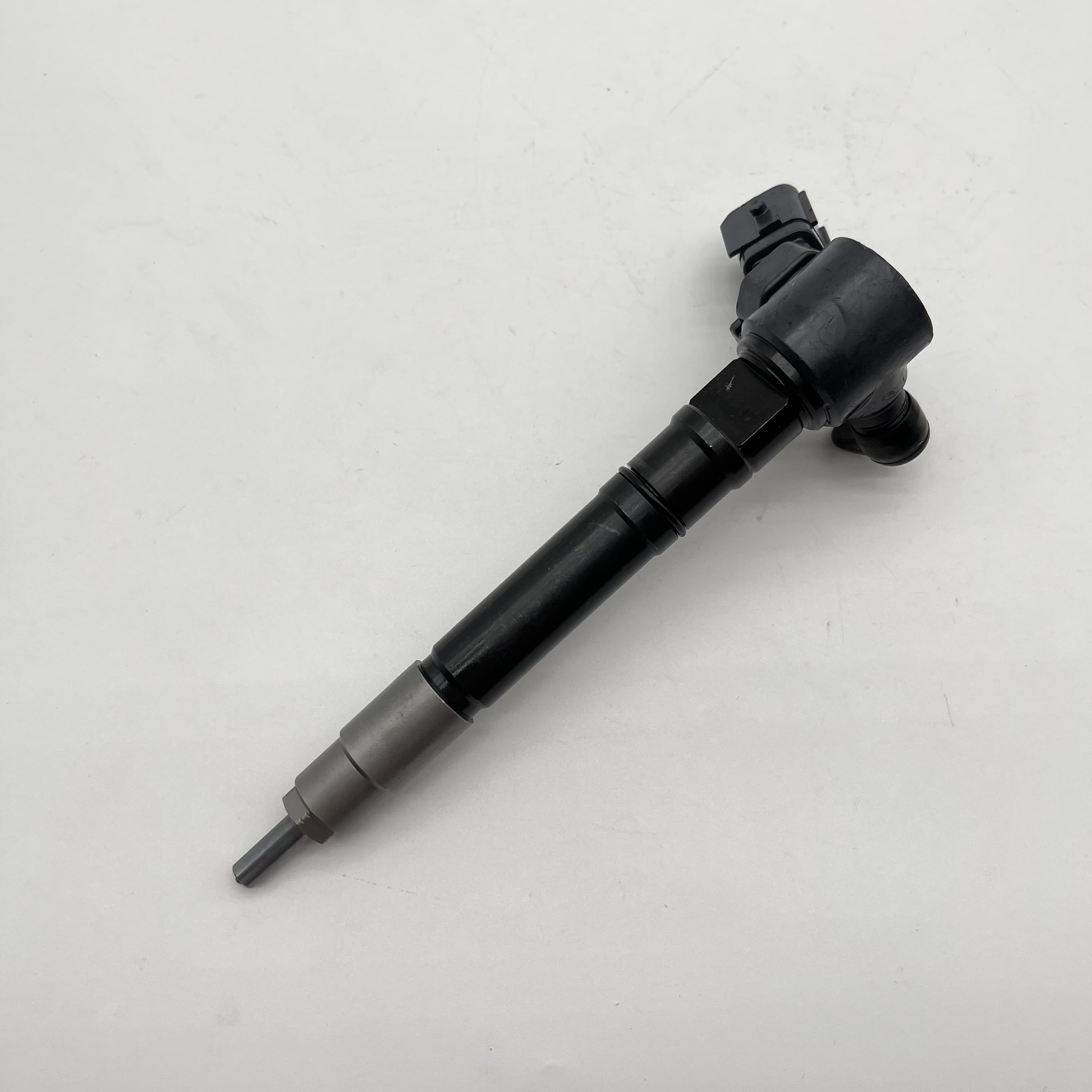 23670-0E110 Toyota Common Rail Fuel Injector Toyota Fuel Injection System