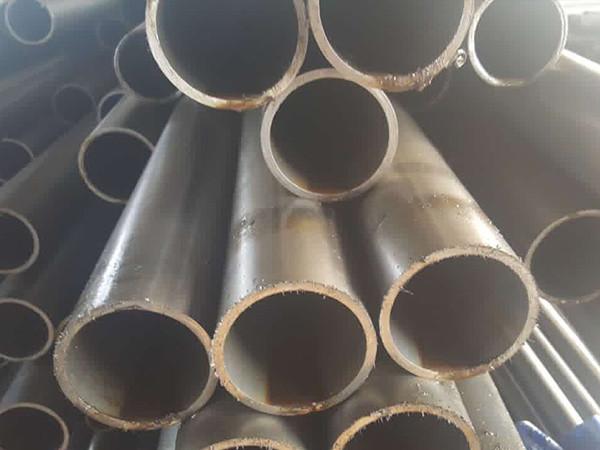 Alloy Precision Seamless Steel Pipe Carbon Steel Mateiral For Heat Exchanger