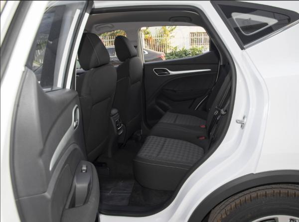 China Car Adult 5 Doors 5 Seaters Electric MG Car MG ZS SUV New Gasoline Petrol Car