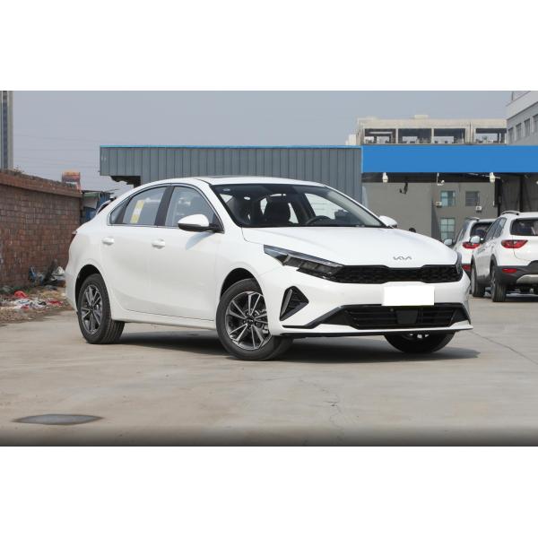 Левое рулевое управление Литий батарея KIA K3 2024 Электромобиль Энергетическое транспортное средство Седан для взрослых