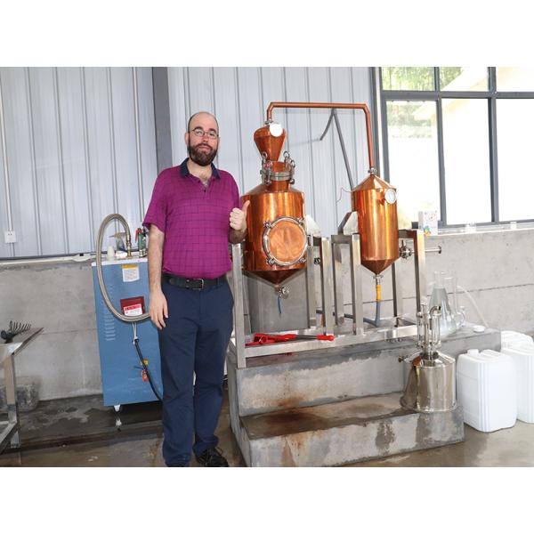 220V/380V Voltage Jasmine Essential Oil Extractor Machine Lavender Steam Distillation Equipment