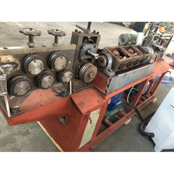 Специализированная машина для выпрямления и резки стальных стволов длиной 5-10 мм с вращающейся функцией