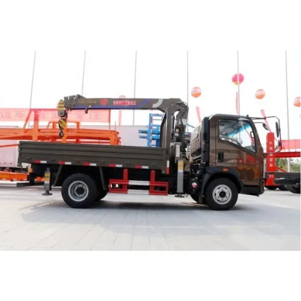 HOWO 4X2 Mini Truck Crawler Crane Capacity 3ton Factory Price for Sale