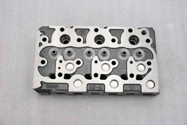 1G790-03043 Kubota Engine Head Model D1105 Casting Cylinder Head