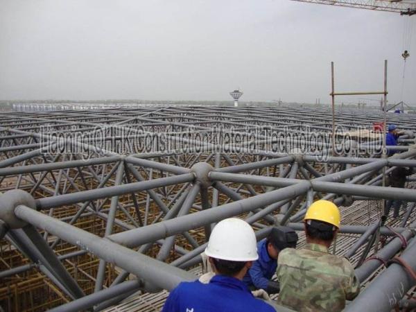Q345 / Q235 Steel Roof Trusses Light Gauge Steel Trusses UV Resistant