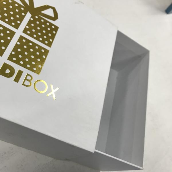 Gold Custom Printed Packing Boxes Gift White Hot Stamping Cardboard Mounted