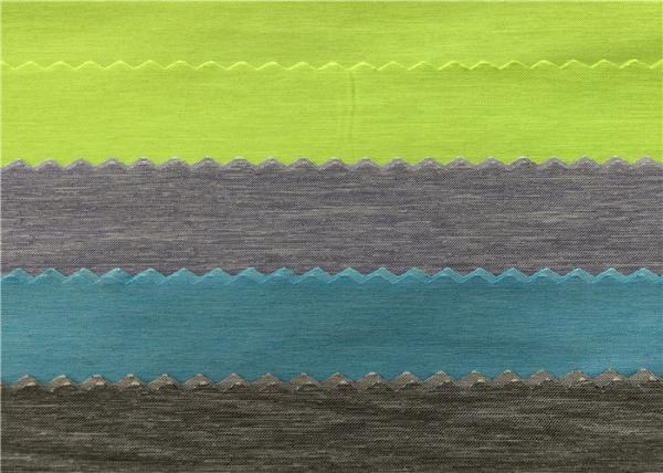 Warm Waterproof UV Resistant Fabric 2/1 Weft Twill 75D * 150D For Skiing Wear