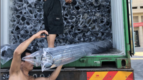 Промышленные штуцеры сборника пыли гальванизировали стальную клетку цедильного мешка