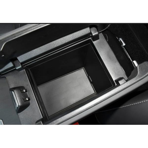 CHANGAN UNI-K   2021 2.0T делюкс место среднее SUV двери 5 версии 5