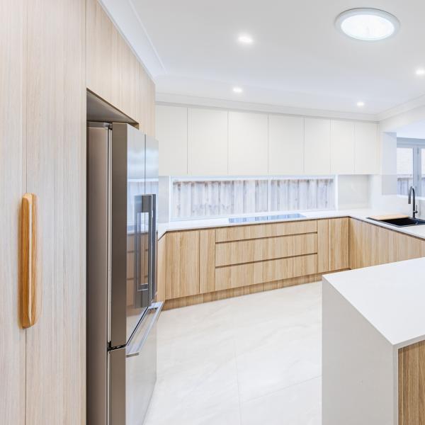 Plain Wooden Textured Laminate Cabinets Custom White Melamine Modern