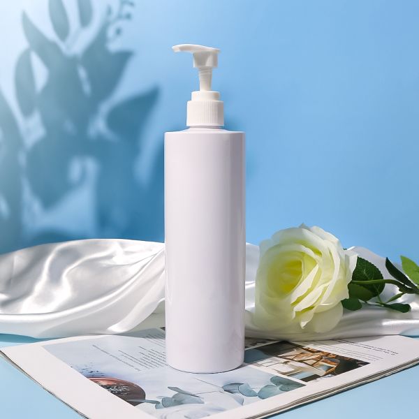 Recyclable Customizable Plastic Cosmetic Bottle with Air-tight Seal for Cosmetics Packaging