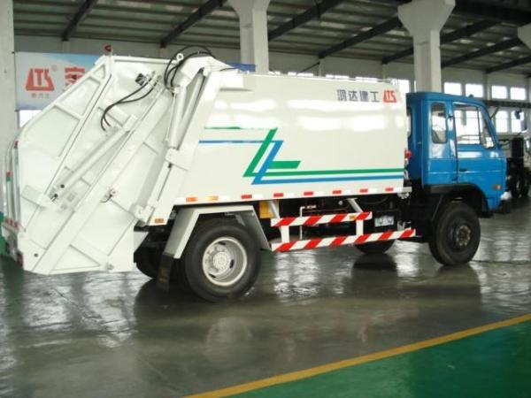 HIgh Performance Dongfeng 8CBM small compactor garbage truck price, garbage can cleaning truck