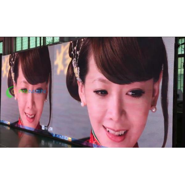 P4 Large LED Wall Screen Display Outdoor Iron Steel Aluminium Material 1920hz