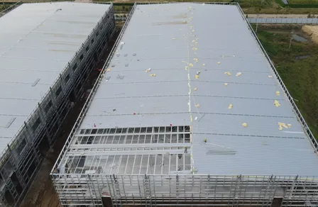 Prefabricated Steel Structure Building with Easy Installation, Corrosion Resistant and Wind Load Resistance