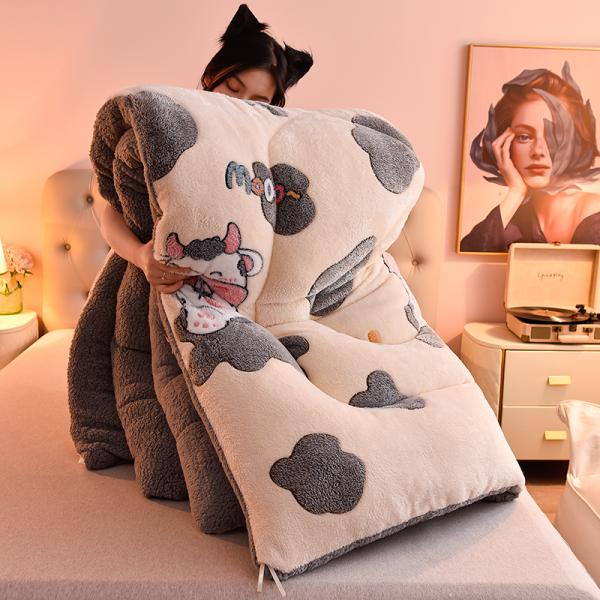 Набор постельного белья по индивидуальному заказу с утолщенным теплым одеялом из баранины и индивидуальным логотипом