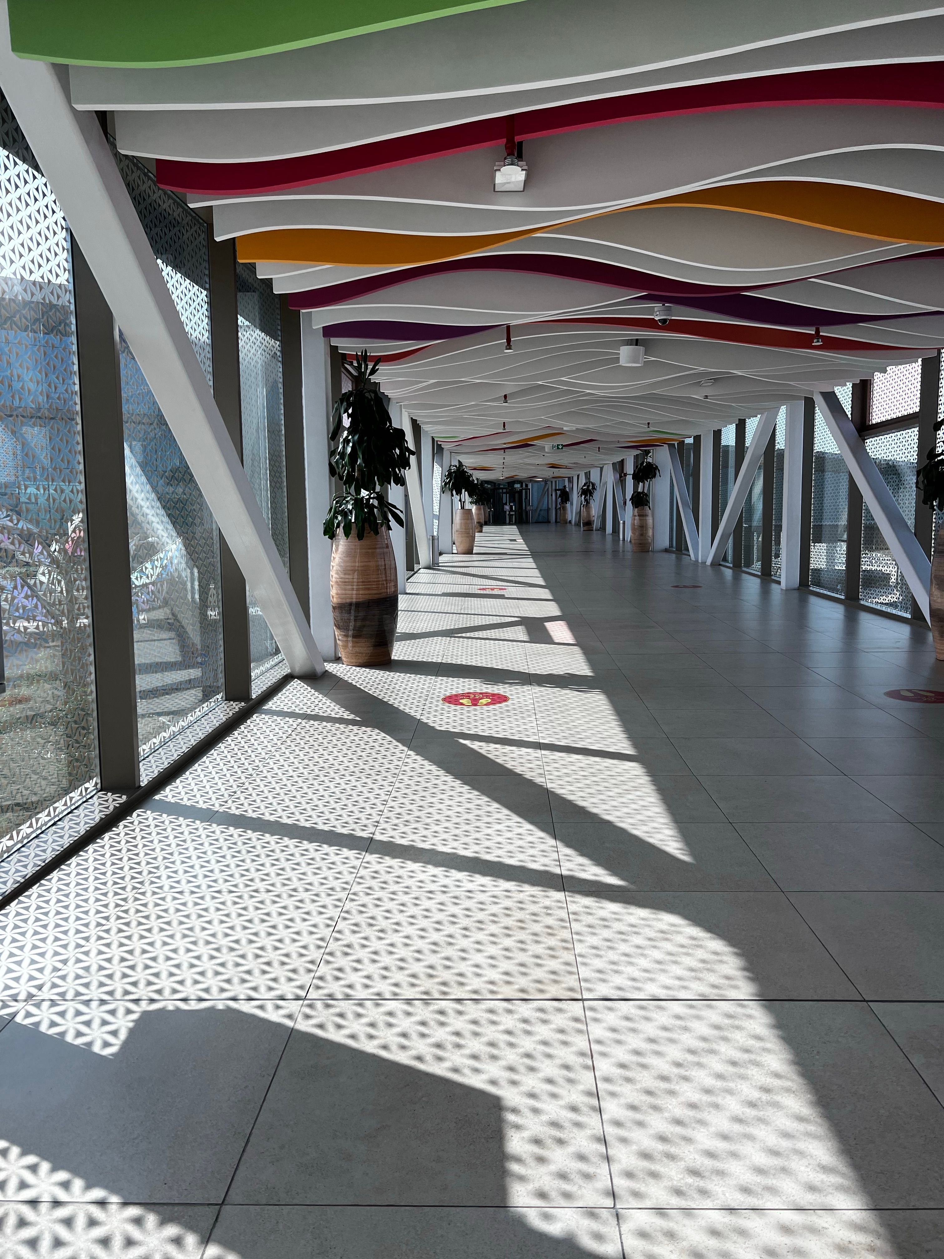 Lightweight Wave Shape Interior Aluminum Panels For Corridor Art Ceiling Decoration