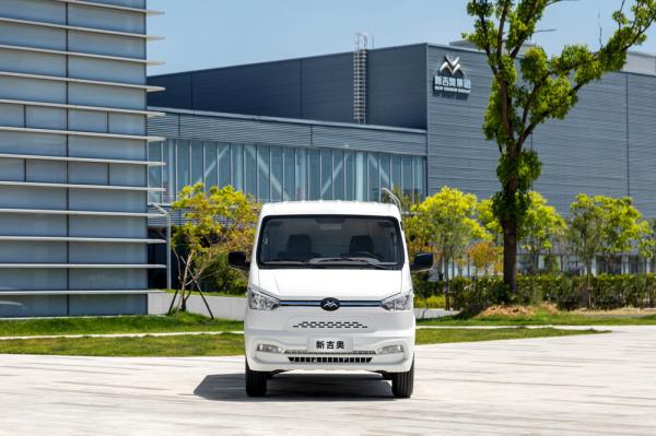 2 Seats 4 Doors Fully Electric Minivan Electric Delivery Vehicles