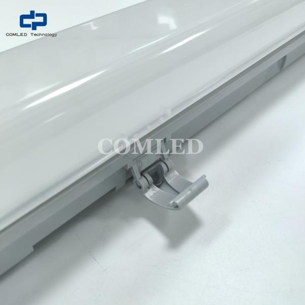 Accesorios de iluminación industrial a tres aguas IP66 resistente a la intemperie LED Batten Light 3CCT Luz de vapor cambiante tricolor 1500mm acristalamientos LED a prueba de agua aprobados por CE SAA C-Tick UKCA para iluminación industrial