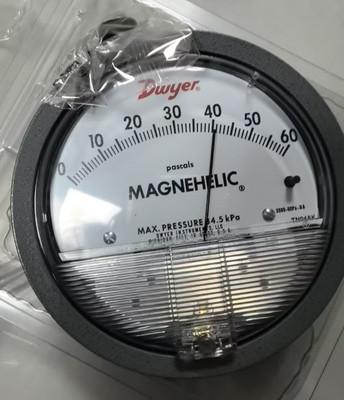 L'indicateur de pression différentielle de type Dwyer Magnahelic -50 Pa à 50 Pa