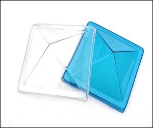 Customized Transparent Polycarbonate Pyramic Skylight Dome, Easy to Install & Transport, Custom Sizes Available, Long Lasting Roof Light Cover