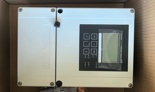 Endress Hauser COM253-DX0005 Émetteur d'oxygène dissous avec HART Profibus