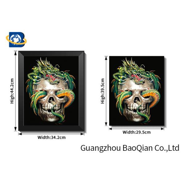 Фото оформления дома сальто страшного изображения Скоол 3Д линзовидное с черной рамкой