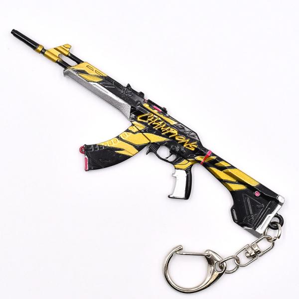Gold mini metal gun model Prime Vandal Keychain Metal crafts Valorant shoot game gear gift decoration art