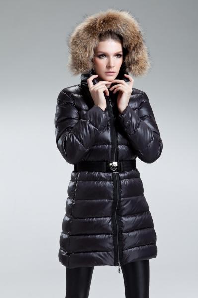 wholesale moncler women down coats with big raccoon fur cheap price