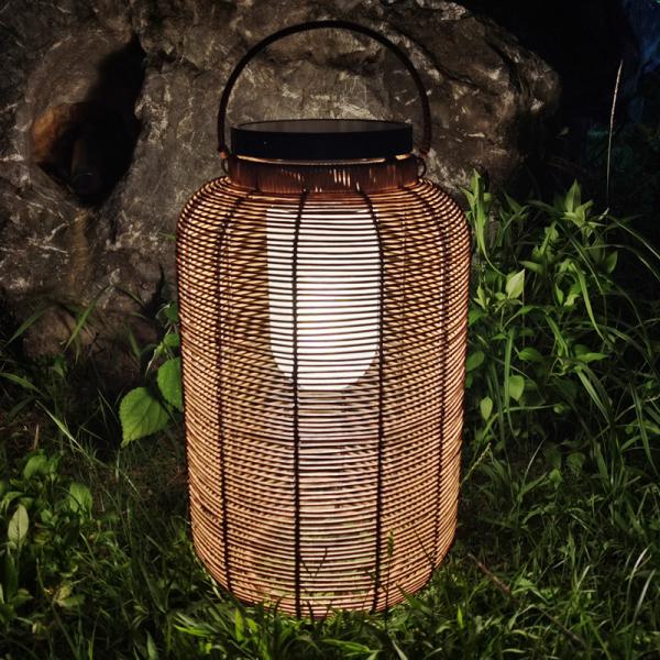 Decorative Rattan Woven Solar Lights , Outdoor Rattan Lamp For Villa Atmosphere