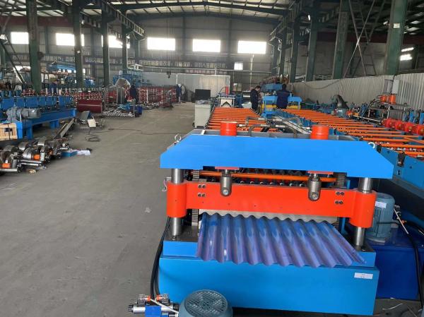 Couvrir le petit pain ondulé en métal formant l'épaisseur de la largeur 0.8mm de la machine 762mm