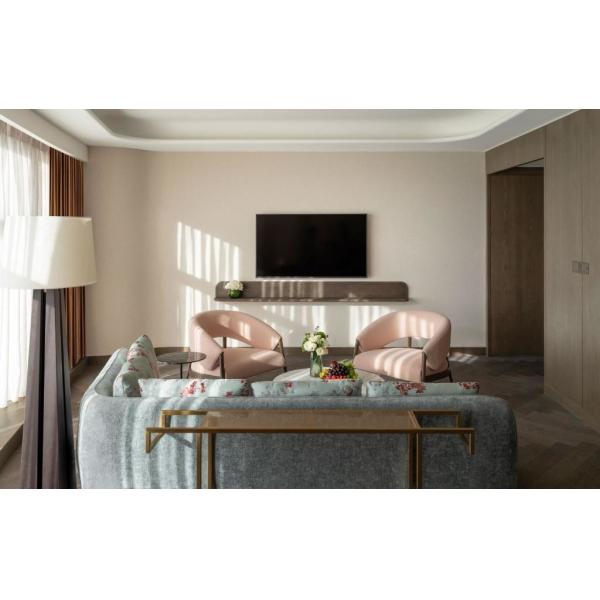 Структуры мебелей виллы/квартиры/гостиницы деревянные и текстурировать наборы мебели