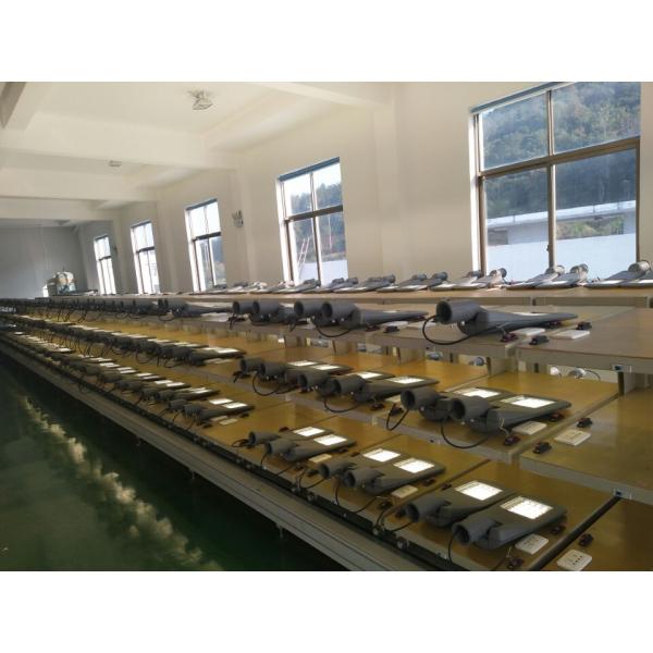 Dmmiable 30W 40W Outdoor LED Street Lights With Aluminium Die Casting Body